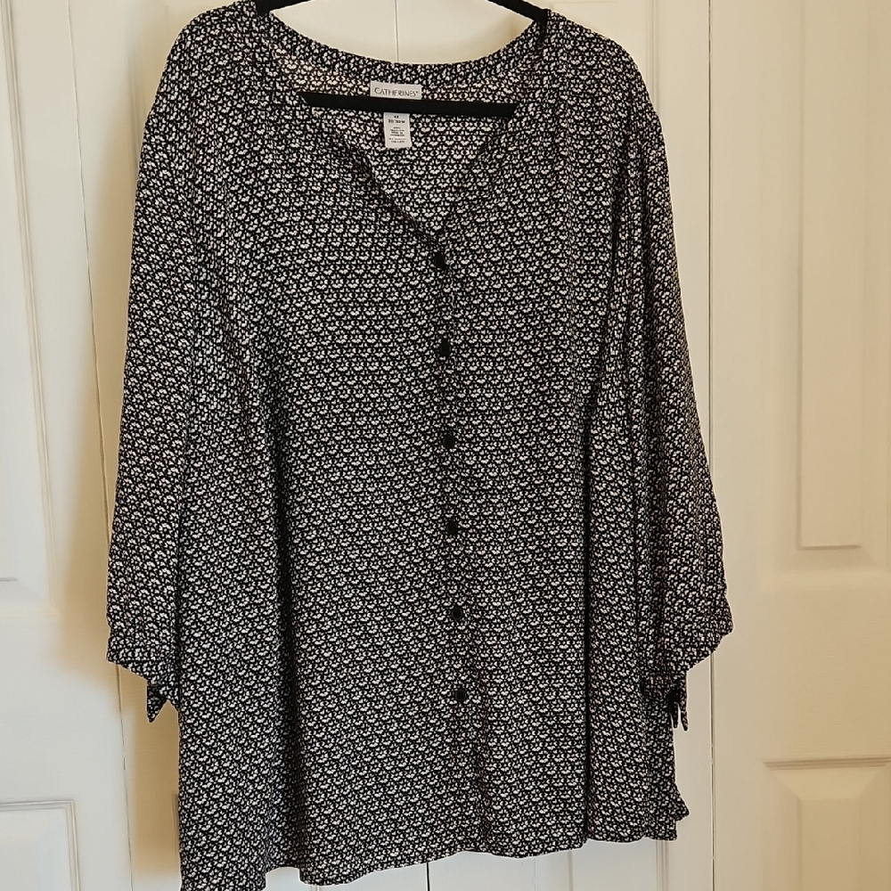 Catherines Women's Black and White Button-Up Top 4x 30/32W